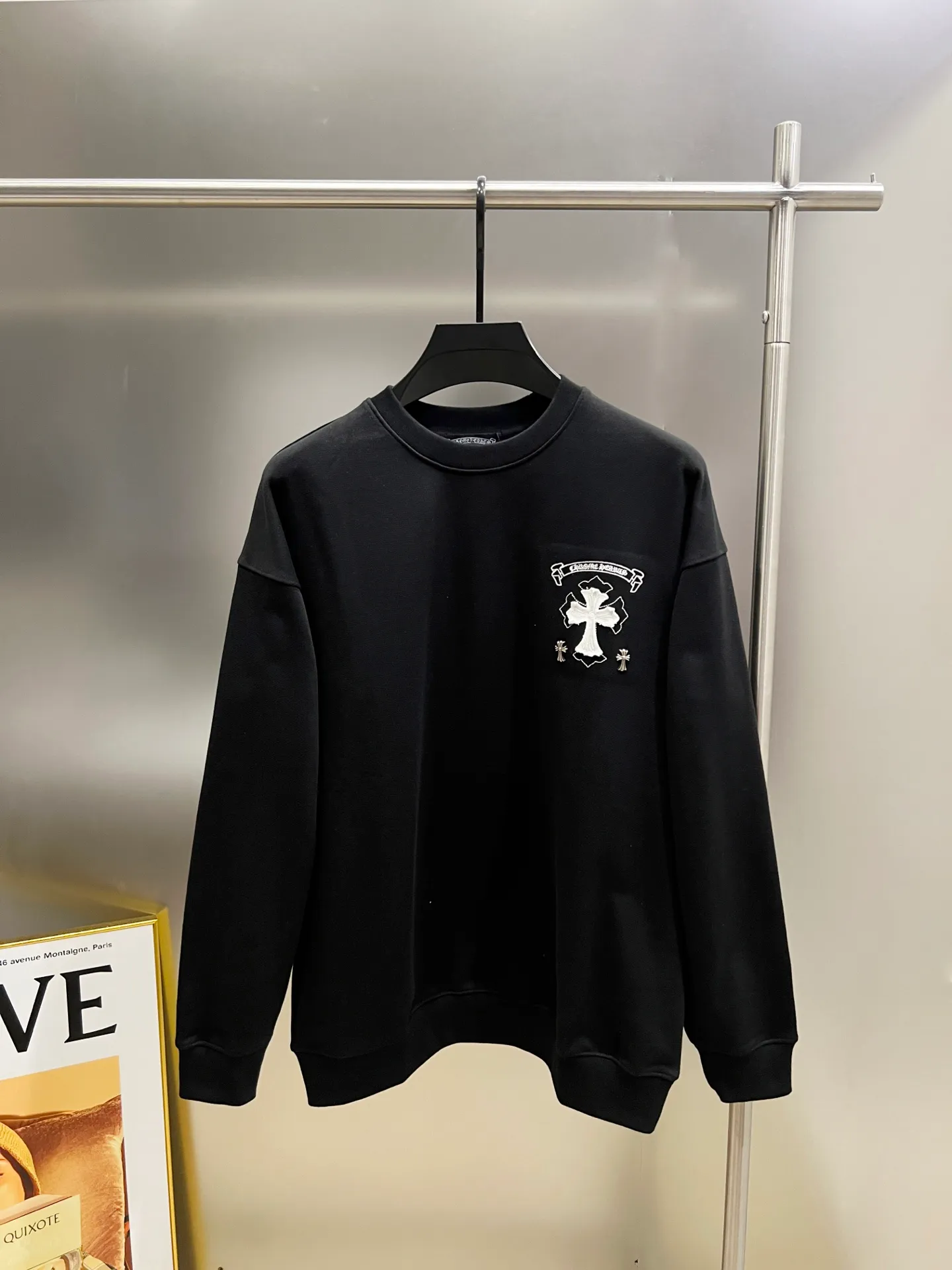 🅿️310 CH Cro 2025 autumn and winter new style, customized 430g double yarn plain fabric, round neck long-sleeved sweatshirt, cross three-dimensional embroidery technology + cross patch hardware, the real thing is great🔥Same style for men and women, loose version, size S M L XL XXL five sizes black white